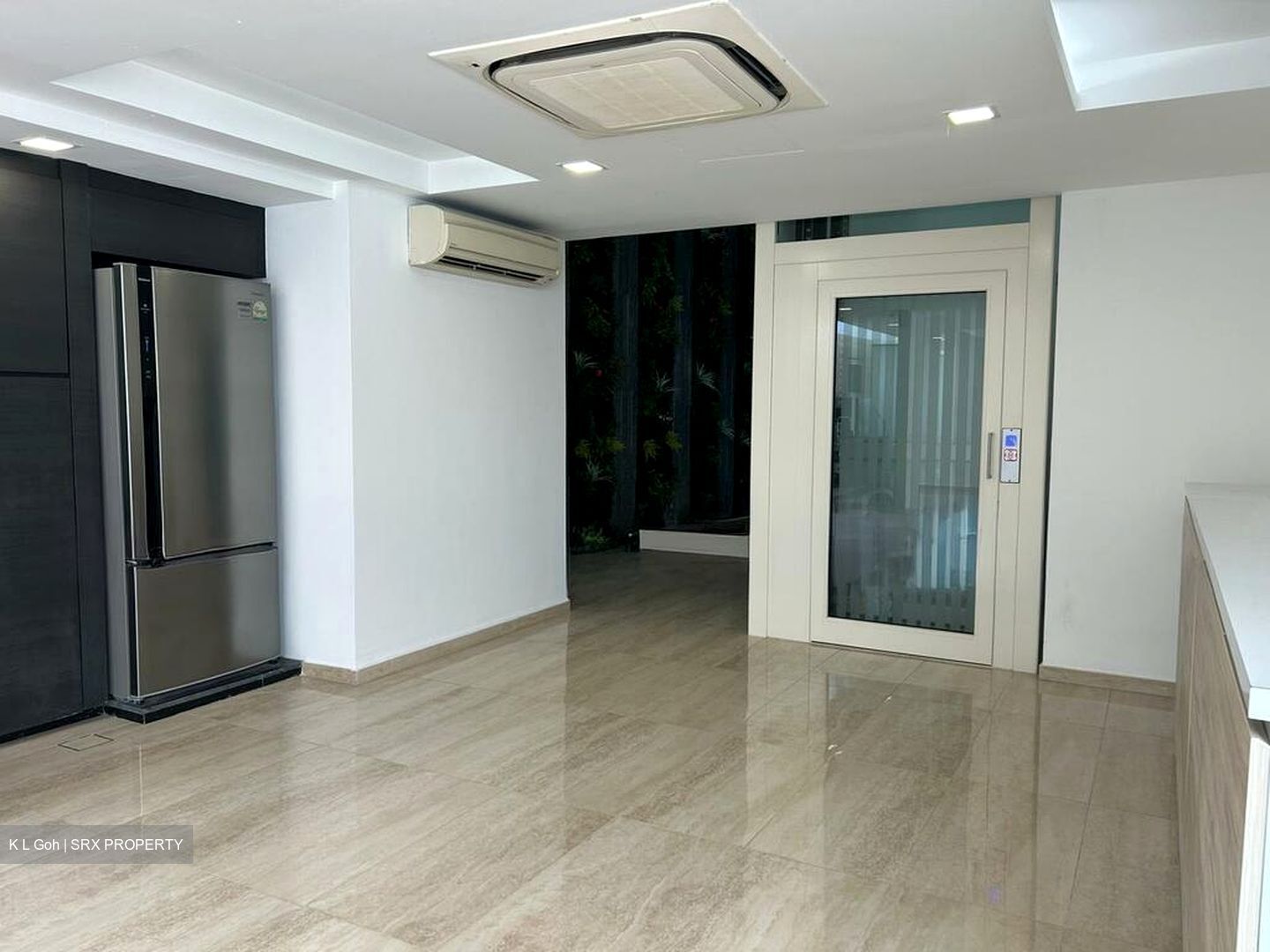 Cairnhill Road (D9), Terrace #588661471